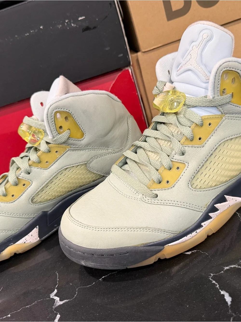 Jordan mens Retro 5’s- Jade Horizon